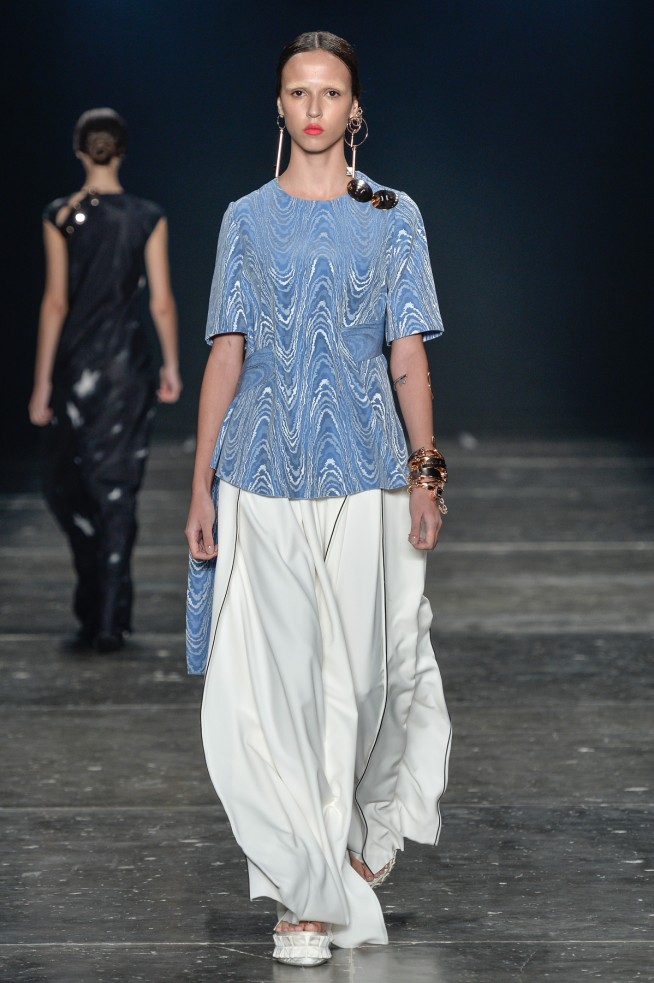 apartamento05-spfw-verao17-lookbook-12-654x983